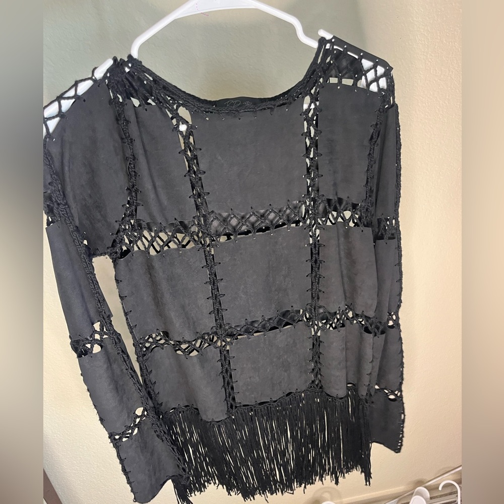 Black country long sleeve top size small